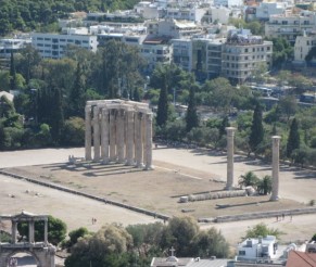 Atėnai. Dzeuso Olimpiečio šventykla