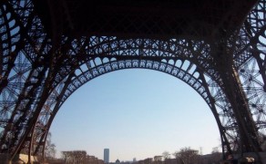 Eifelio bokštas Paryžiuje – istorija, įdomūs faktai, darbo laikas ir kainos