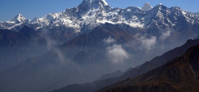 Himalajai – ekstremali kelionė po kalnus autobusiuku