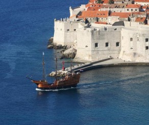 Dubrovniko simbolis – gynybinė miesto siena