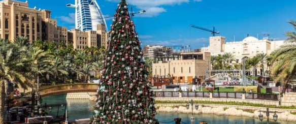 Kalėdinės ir Naujametinės kelionės: kas įdomaus Tenerifėje, Egipte, JAE ir Tailande?