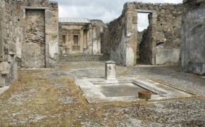 Kelionės po Neapolį: garsusis Pompėjos miestas