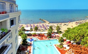 ALBANIJA! Atostogos FAFA MEL HOLIDAY 4* viešbutyje su AI maitinimu tik nuo 659 €/asm.