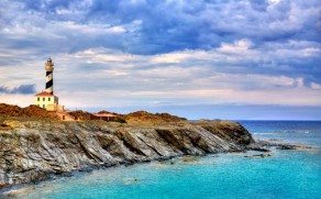 Menorka: smėlėti paplūdimiai, kokybiškas poilsis ir pažintis