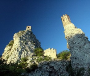 Devino pilis Slovakijoje: viena iš trijų istoriškai seniausių