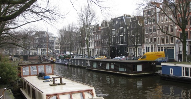Įdomūs faktai ir patarimai keliaujantiems į Amsterdamą
